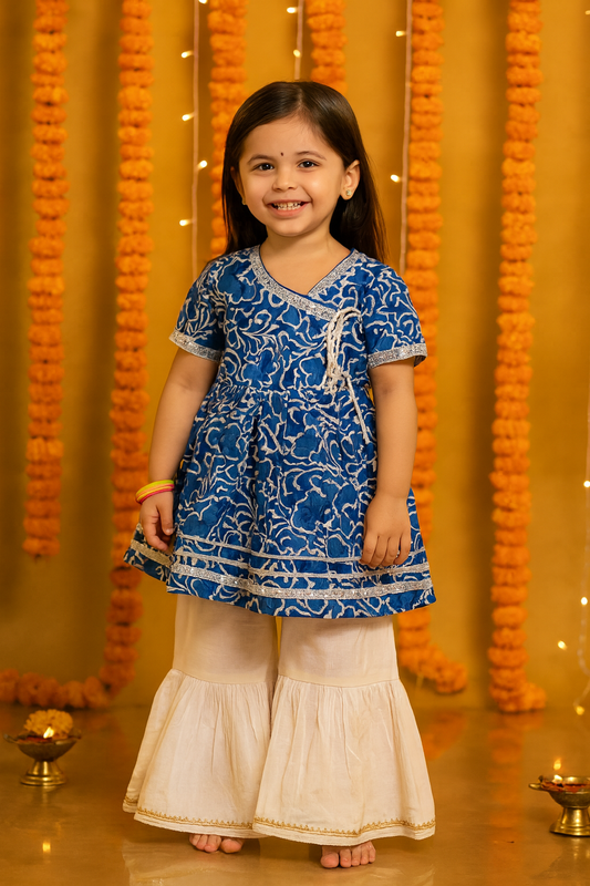 Girl's ethnic wear in wholesale