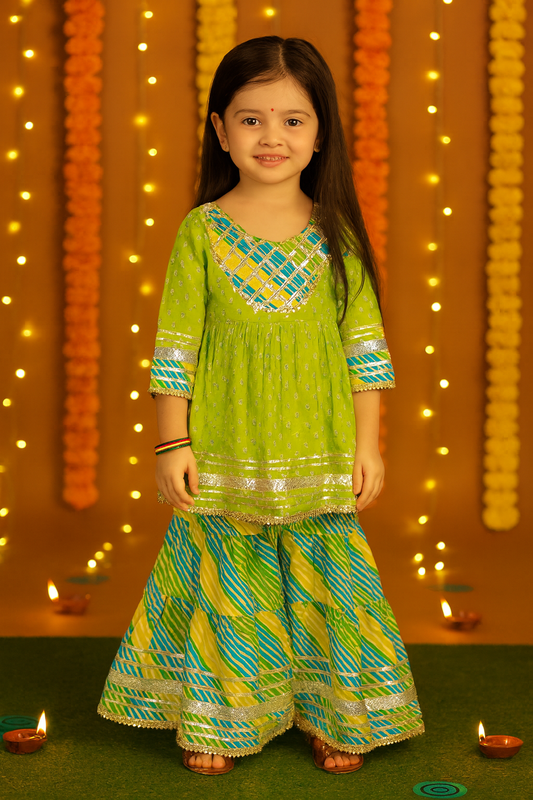 Girl's ethnic wear in wholesale