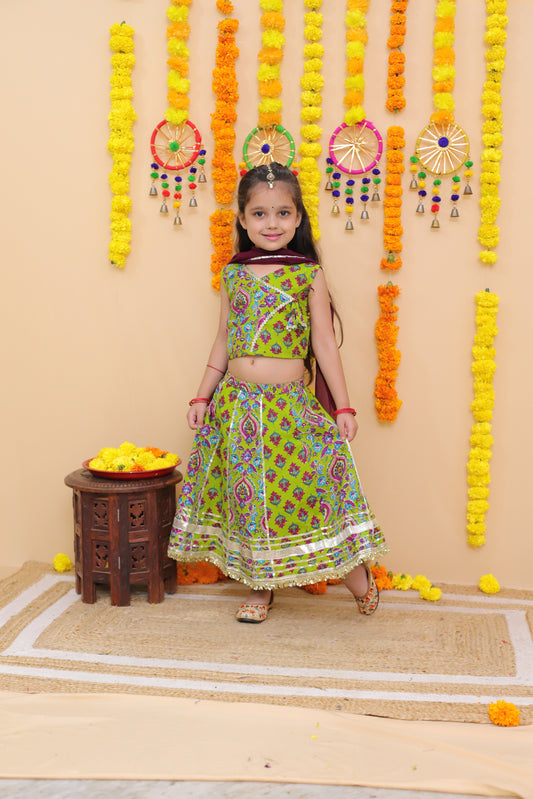 Girl's ethnic wear in wholesale