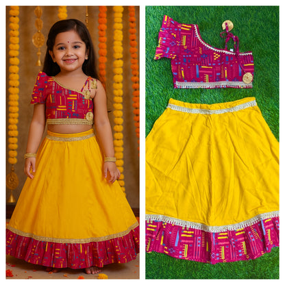 Girl's ethnic wear in wholesale