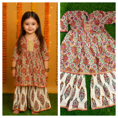 Girl's ethnic wear in wholesale