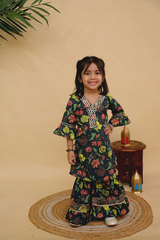 Kurti Sharara
