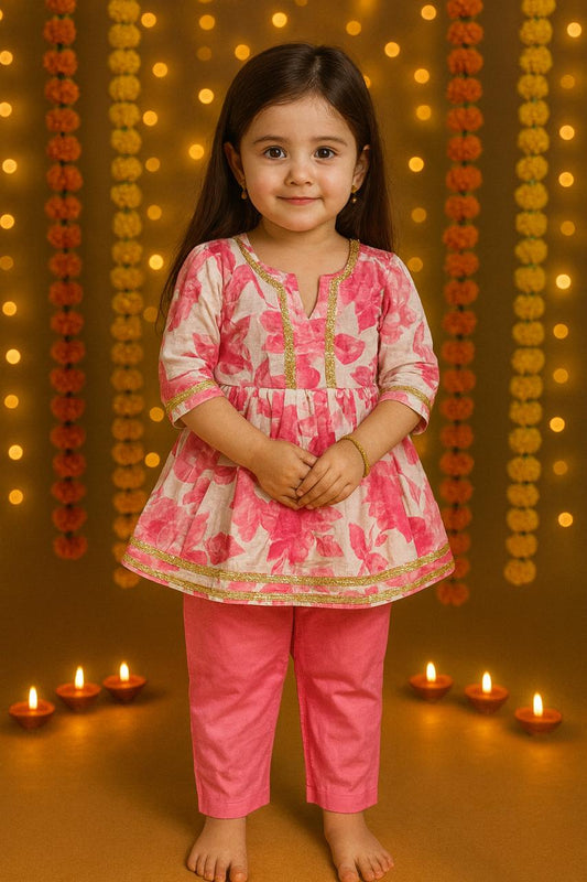 Girl's ethnic wear in wholesale